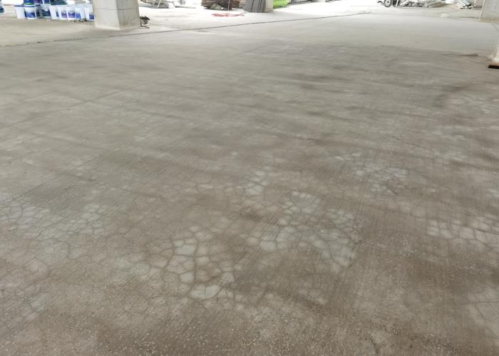 干磨后的地面.jpg 干磨后的地面.jpg